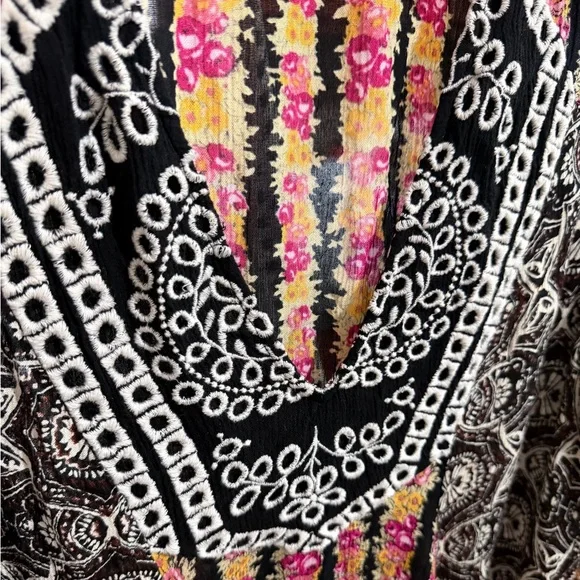 FREE PEOPLE Falling Into You Tunic Top Size Small Embroidered Ruffle Cuff Flowy - Picture 6 of 11